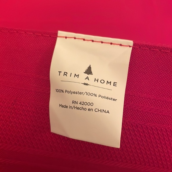 Trim A Home Subtle Red Plaid Rectangular Placemats - Set of 2 - Picture 6 of 10